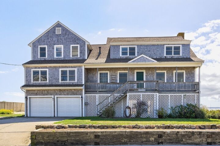 Property Photo:  61 Menauhant Rd  MA 02536 