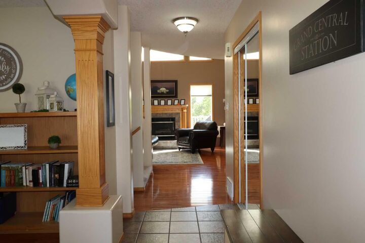 Property Photo:  46 Fairmont Cove S  AB T1K 7M6 