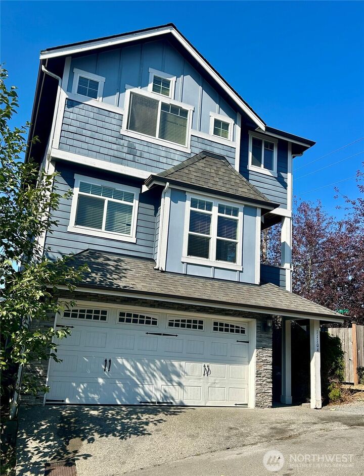 Property Photo: 11104 Paine Field Way WA 98204