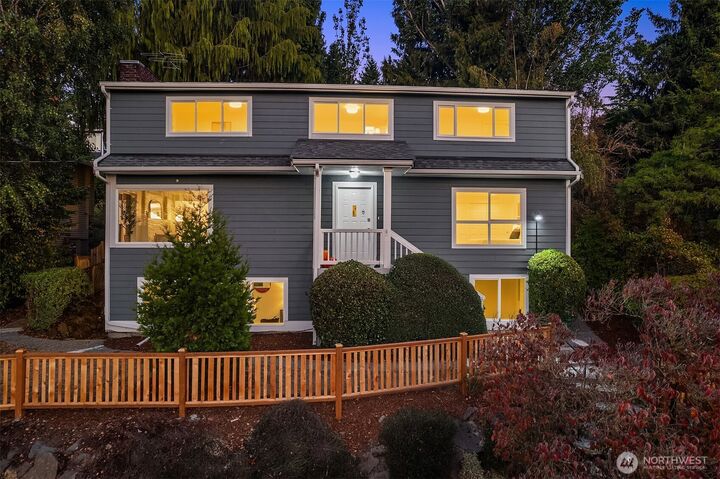 Property Photo: 7516 28th Avenue NE WA 98115