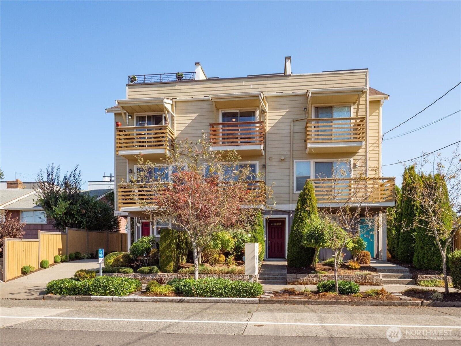 Property Photo:  9220  16th Avenue SW B  WA 98106 