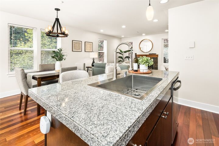 Property Photo: 808 N 145th Lane WA 98133