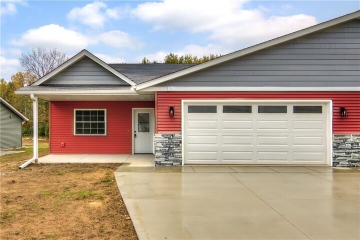 Property Photo:  1806 Dorret Road  WI 54703 