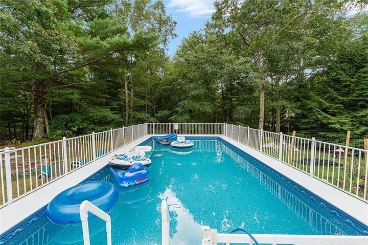 Property Photo:  51 Peckham Hollow Road  RI 02813 