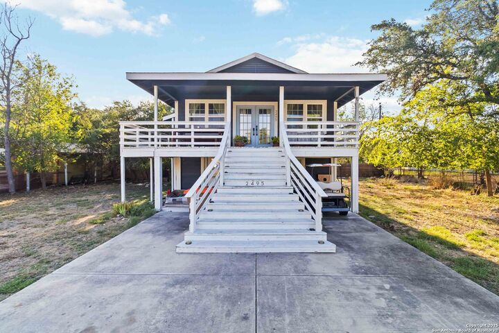 2495 Lakeshore  Canyon Lake TX 78133 photo