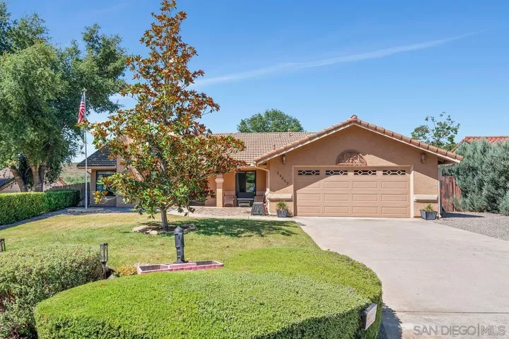 25657 Bellemore Dr  Ramona CA 92065 photo