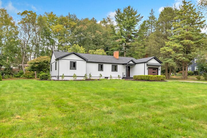Property Photo:  48 Sunset Road  CT 06612 