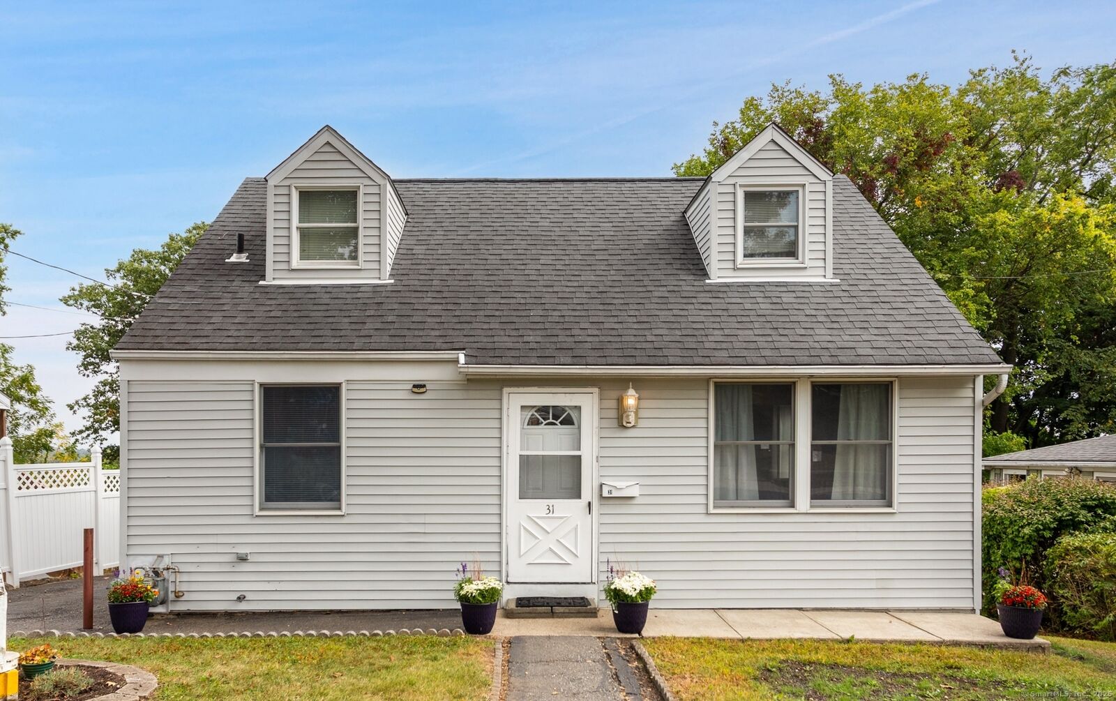 Property Photo:  31 Morris Street  CT 06810 