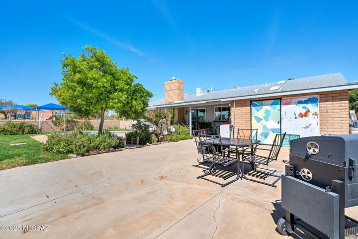 Property Photo: 8402 E Pima Street AZ 85715