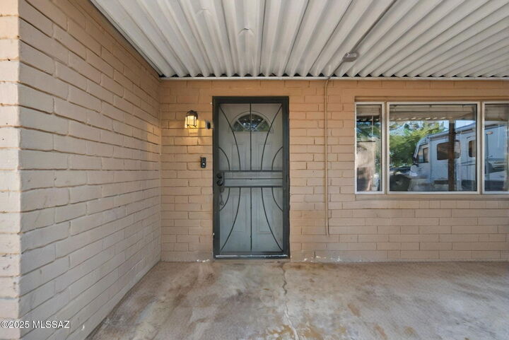 Property Photo: 4842 E 1st Street AZ 85711