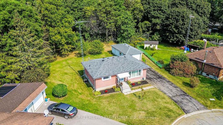 Property Photo: 224 Nickerson Drive ON K9A 1A5