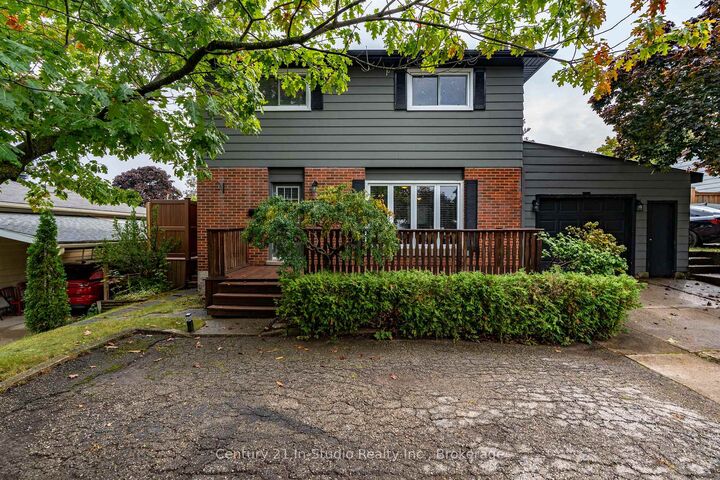 Photo de la propriété:  1065 10th Avenue E  ON N4K 3H9 