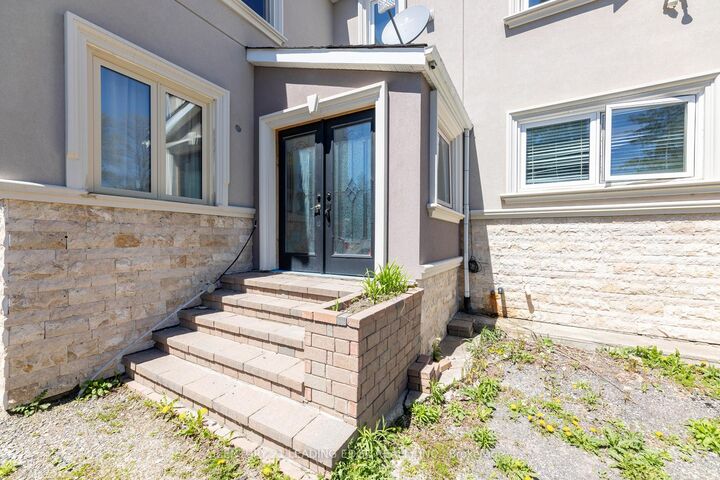 Photo de la propriété:  13286 Dufferin Street  ON L7B 1K5 
