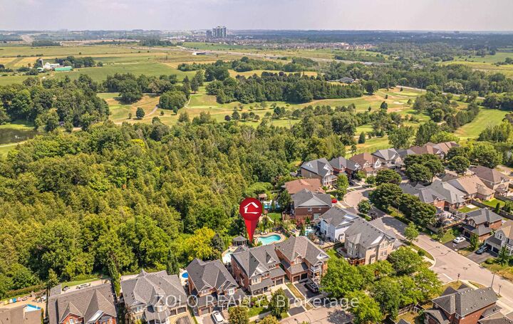Property Photo:  3 Covington Drive  ON L1M 2K4 