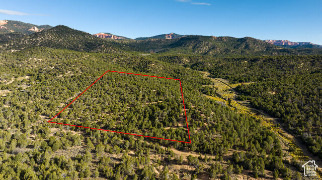 Property Photo: 245 Slide Canyon Rd 245 UT 84741