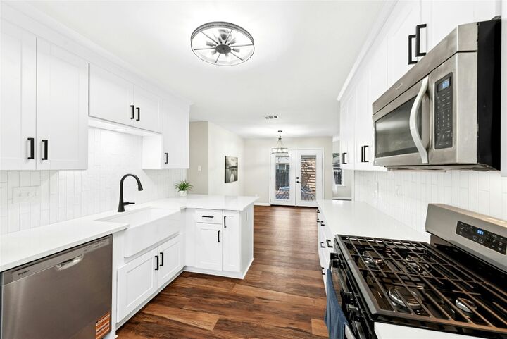 Property Photo: 12904 Garfield Lane TX 78727