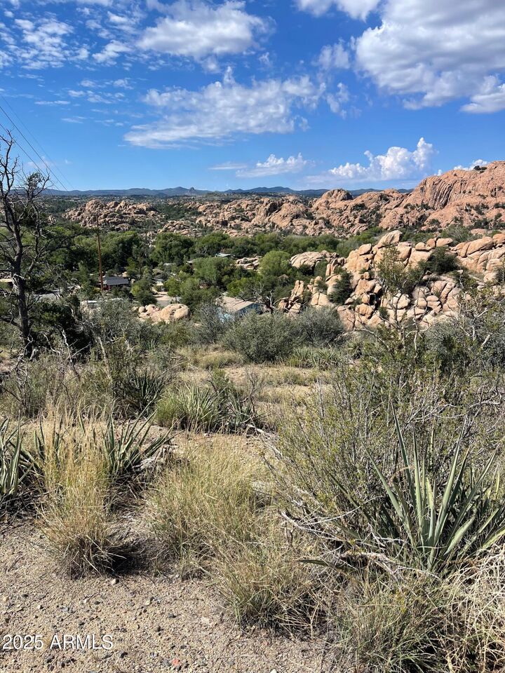 Property Photo:  4486 N Hilltop Circle 33  AZ 86301 