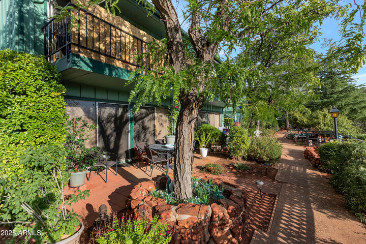 Property Photo:  50 Sombart Lane  AZ 86336 