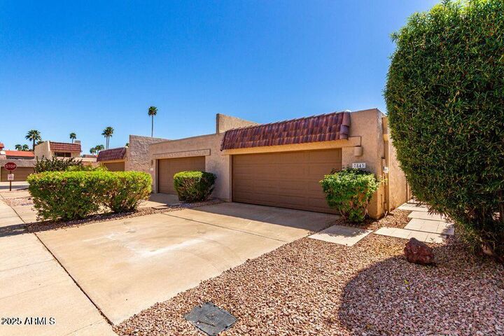 7843 E Valley View Road  Scottsdale AZ 85250 photo