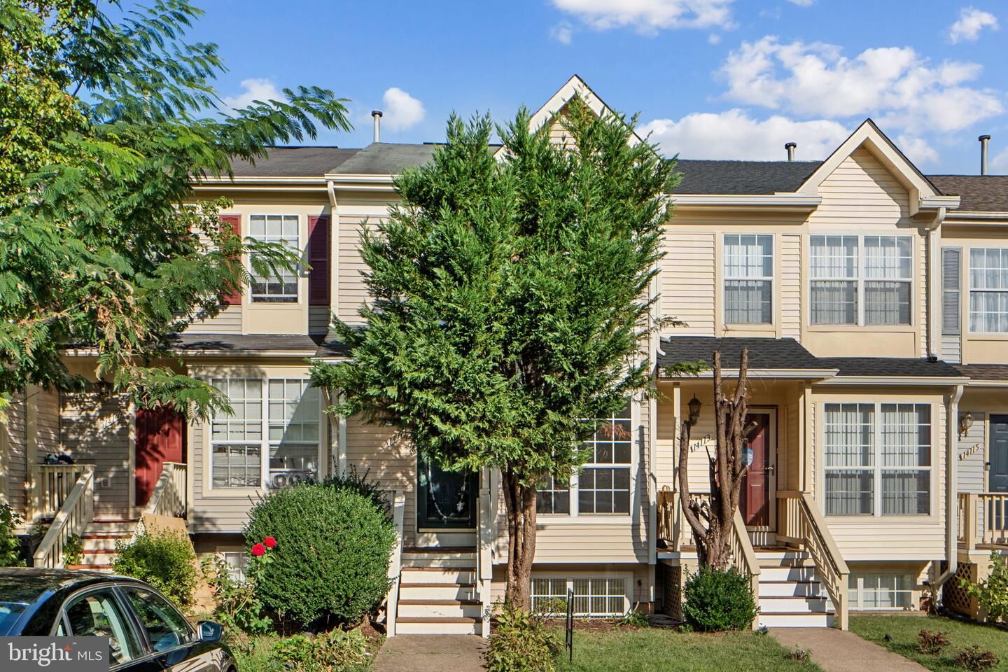 Property Photo: 14111 Autumn Circle VA 20121