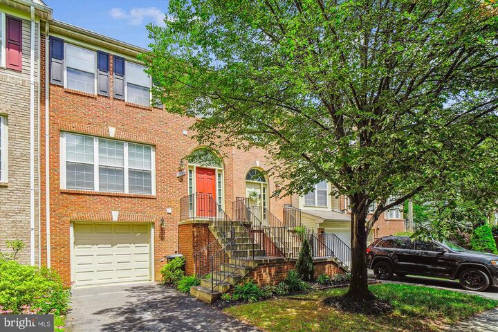 7728 Heritage Farm Drive  Gaithersburg MD 20886 photo