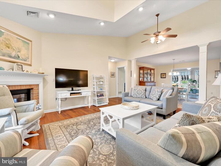 Property Photo:  981 Cambridge Drive  PA 17545 
