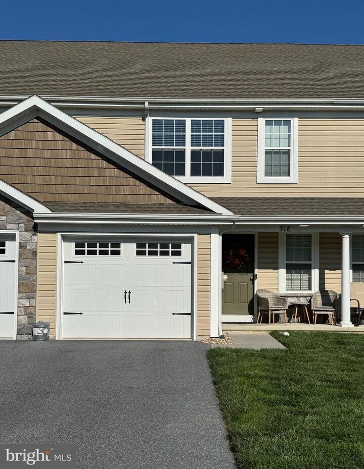 316 Cedar Hollow  Manheim PA 17545 photo