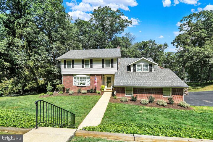 Property Photo:  13 Edgedale Court  PA 19610 