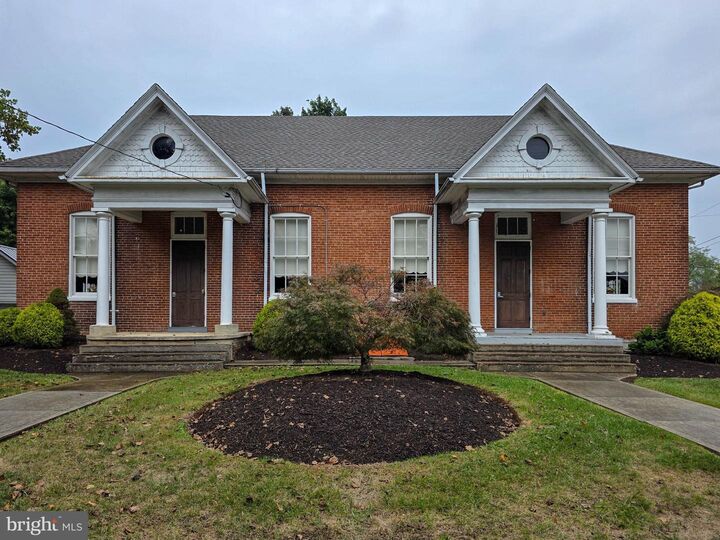 171 East Avenue  Greencastle PA 17225 photo