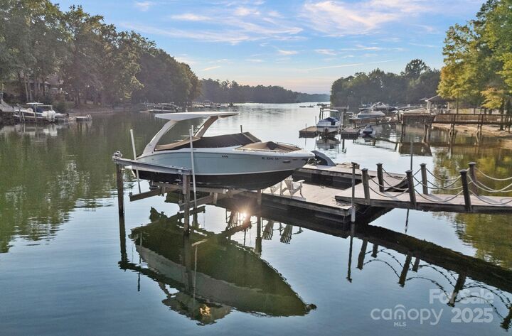 Property Photo: 20517 Queensdale Drive NC 28031