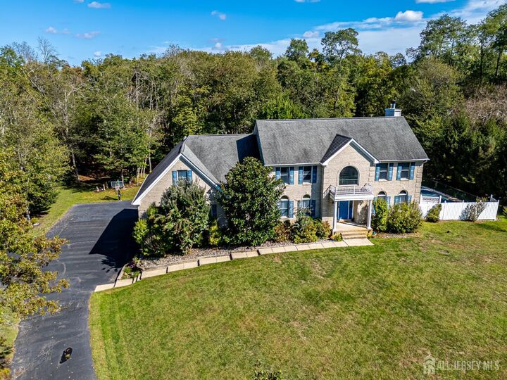 Property Photo:  29 N Disbrow Hill Road N  NJ 08831 