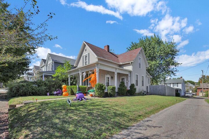 243 King Street  Lancaster OH 43130 photo