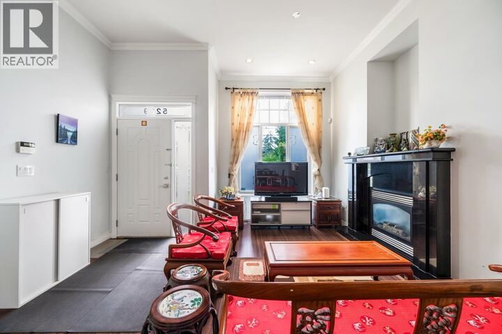 Photo de la propriété: 5239 Inman Avenue BC V5H 2L5