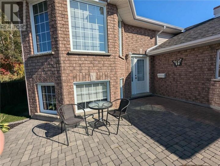 Property Photo:  1676 Agincourt Avenue  ON P3A 5Y1 