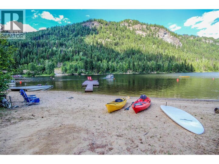 Photo de la propriété:  4333 East Barriere Fs Road  BC V0E 1E0 