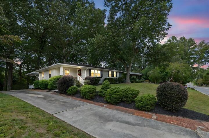 Property Photo:  740 Powder Springs Street SE  GA 30080 