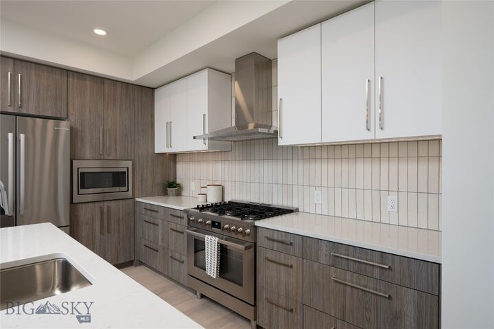 Property Photo: 315 N Tracy Avenue 407 MT 59715