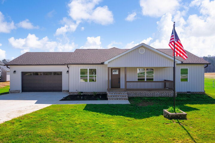 Property Photo: 2426 Old York Highway TN 37327