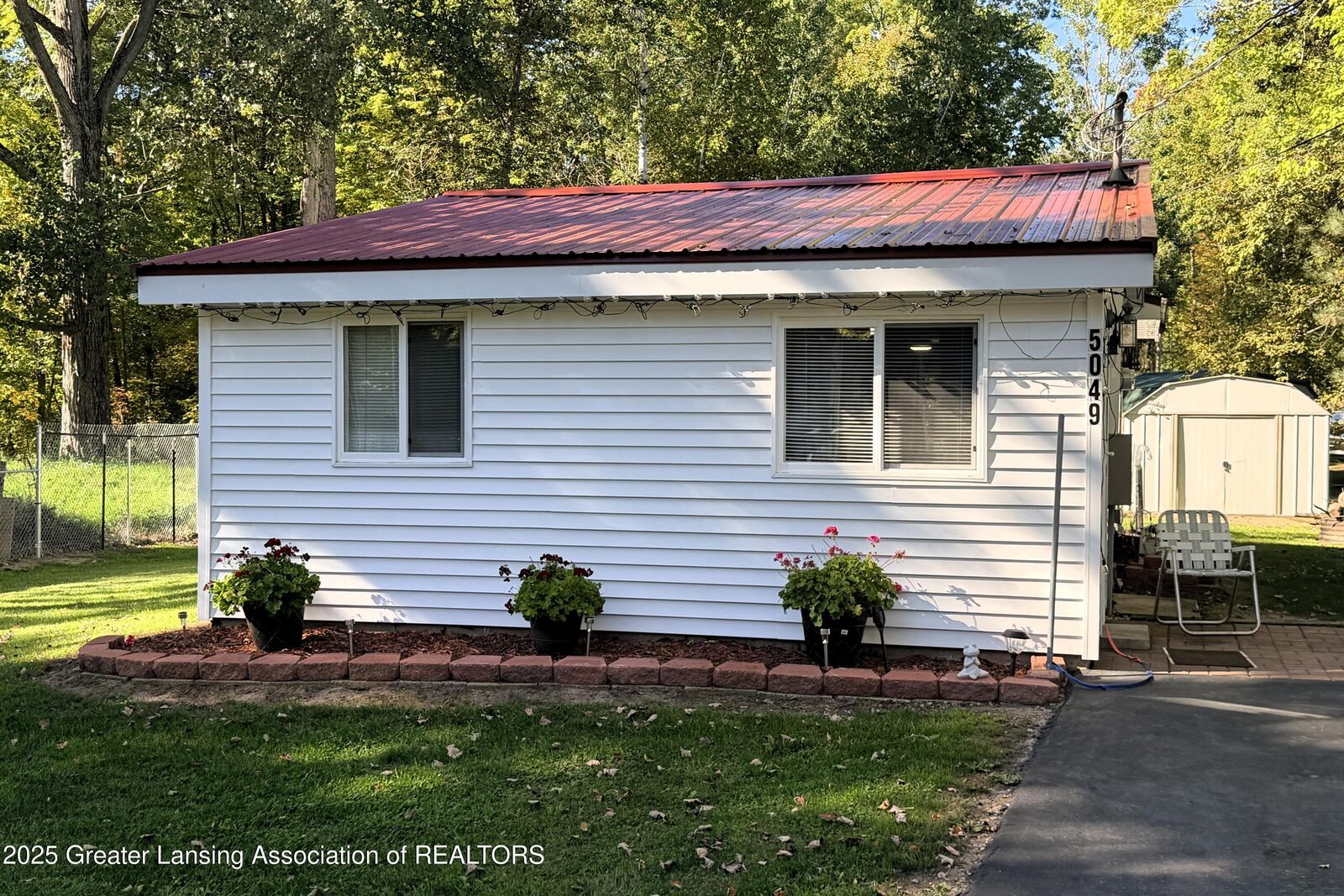 Property Photo:  5049 Wedgewood Drive  MI 48625 