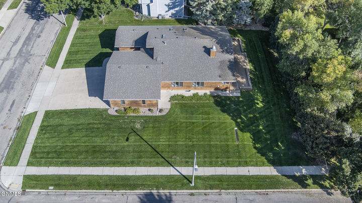 Property Photo:  1881 Bonn Boulevard  ND 58504 