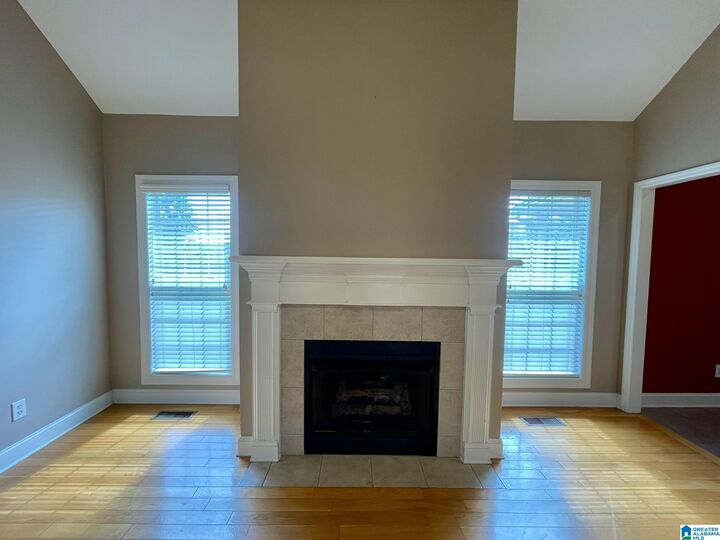 Property Photo:  242 County Road 482  AL 35077 