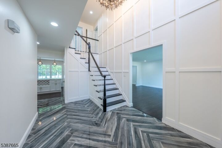 Property Photo: 41 Lynn Ct NJ 08902