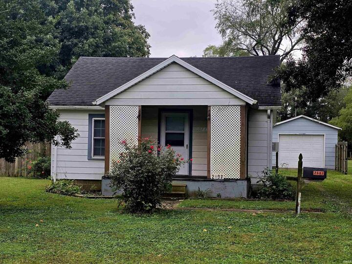 2507 Rheinhardt Avenue  Evansville IN 47714 photo