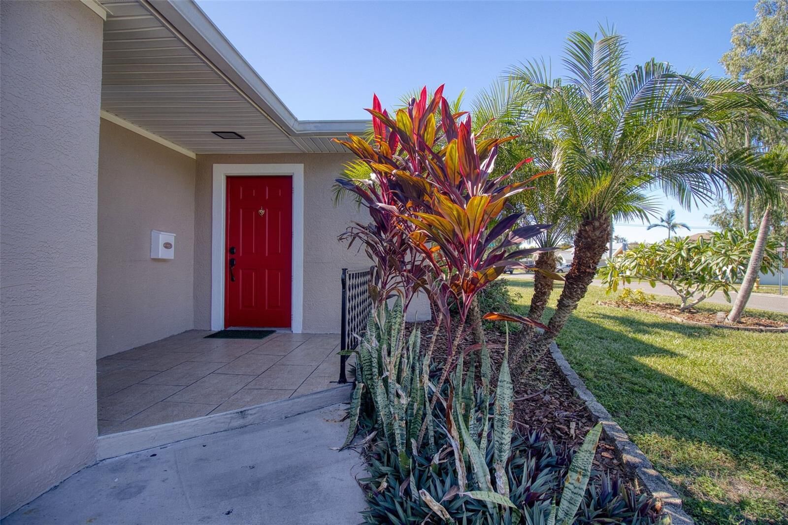 Property Photo:  2901 52nd Street N  FL 33710 