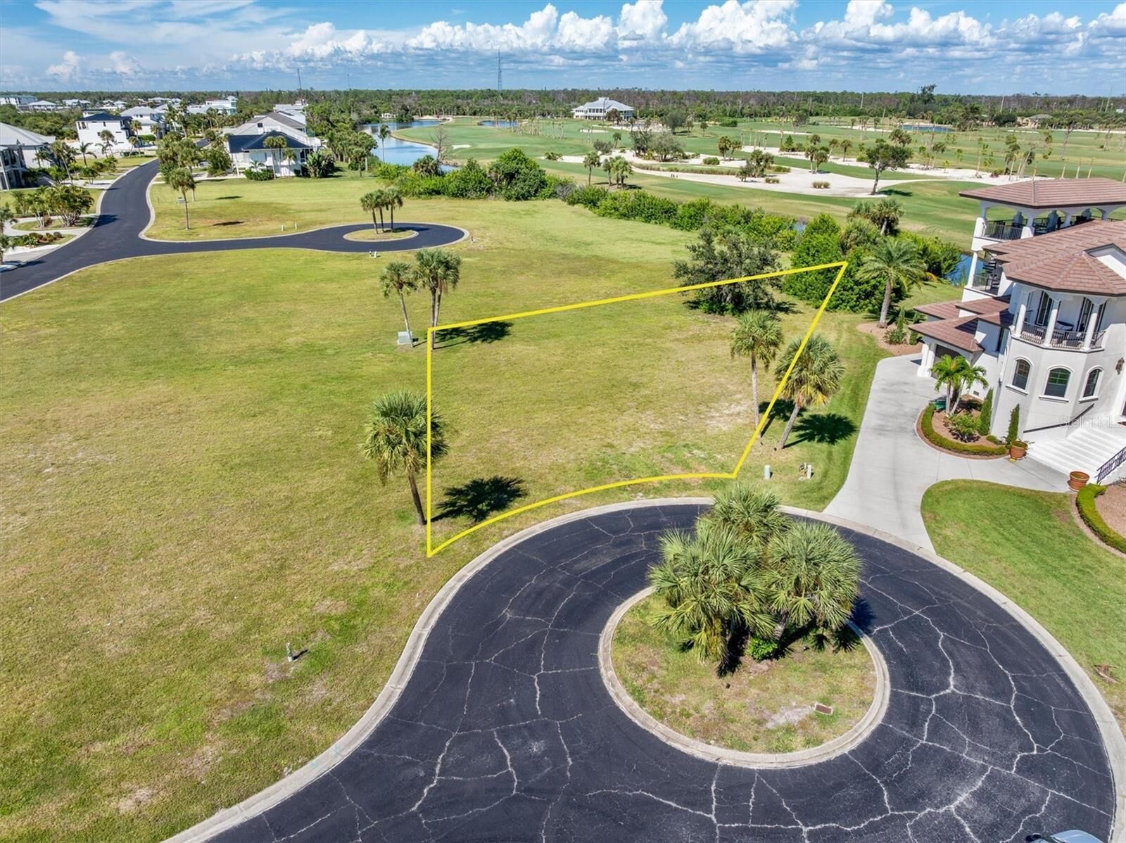 Property Photo: 9310 Talon Court FL 34224
