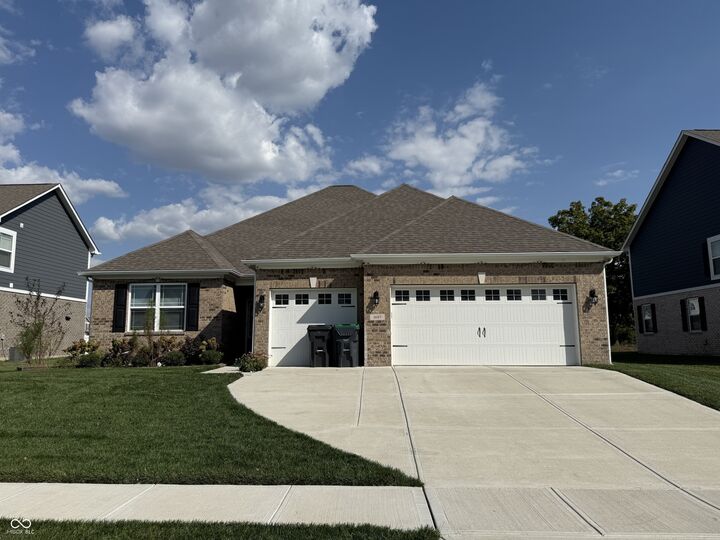 1697 Pelham Drive  Greenwood IN 46143 photo