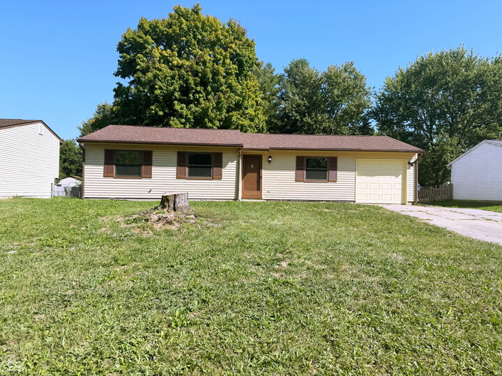Property Photo: 1353 New Field Lane IN 46231