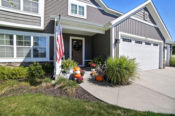 Property Photo:  1554 Shenandoah Drive  MI 49464 