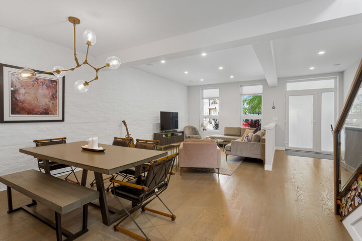 1457 W Walton Street  Chicago IL 60642 photo