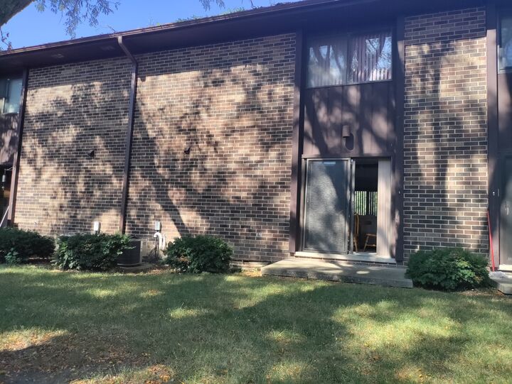 Property Photo:  15804 Laramie Avenue 4  IL 60452 